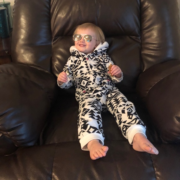 Meet your Posher, Cody - Picture 1 of 1